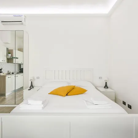 21 Ext Milan