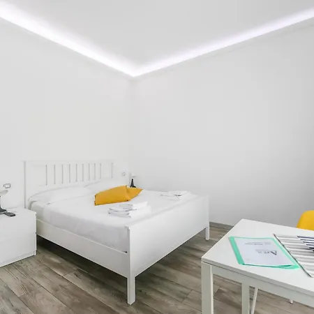 Apartman 21 Ext Milánó